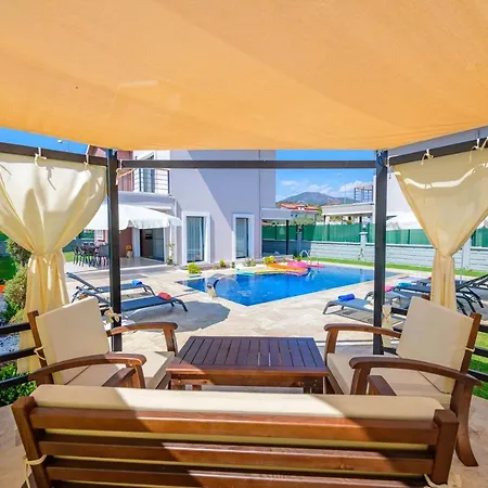 Charming With Central Location In 빌라 *