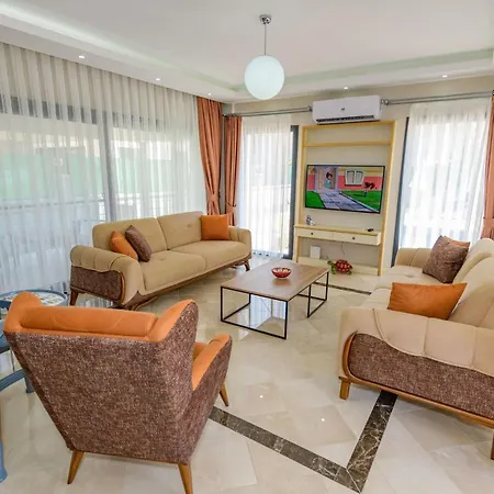 Charming With Central Location In 빌라 *